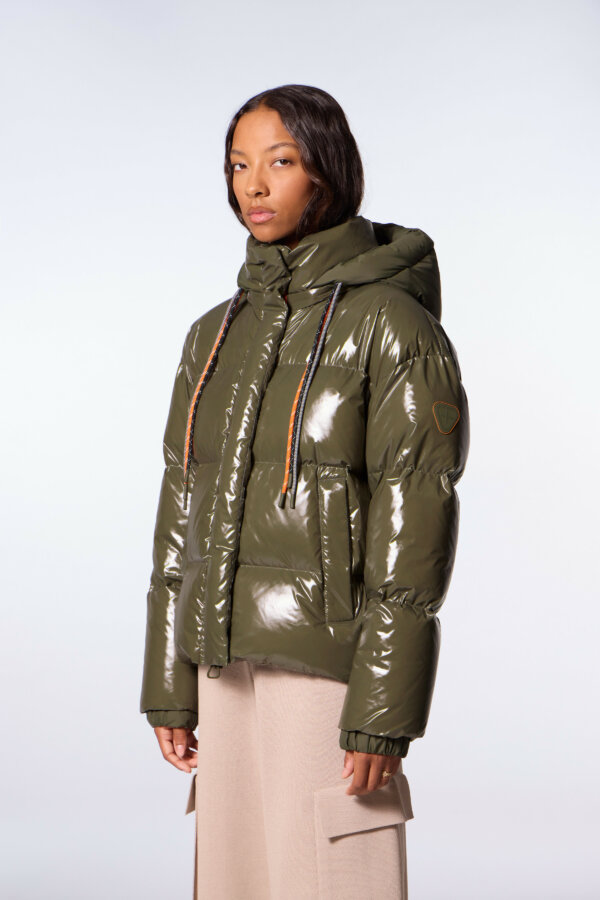 Doudoune Courte Brillante Lili Bright Khaki - Gertrude – Image 3